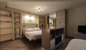 Appartamento Aleph with private parking, next train station Como